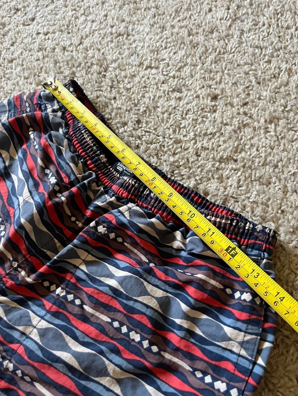 Patagonia Shells Patterned Swim Shorts Size Small